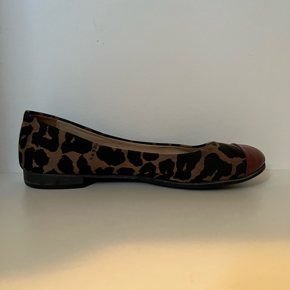 FENDI Flats Leopard Black Red Gold (37.5) - Picture 7 of 8